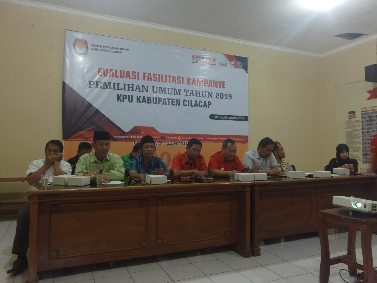 Bawaslu Kabupaten Cilacap Mengikuti Evaluasi Kampanye Pemilihan Umum Tahun 2019