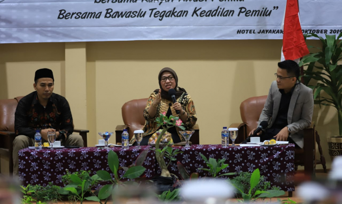 Dewi Persilakan Bawaslu Daerah Buat SOP, Asal Sesuai UU