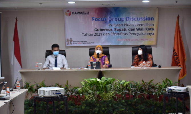 Diskusi dengan Pegiat Pemilu, Dewi Nilai Perlunya Dekriminilasiasi dalam UU Pemilihan