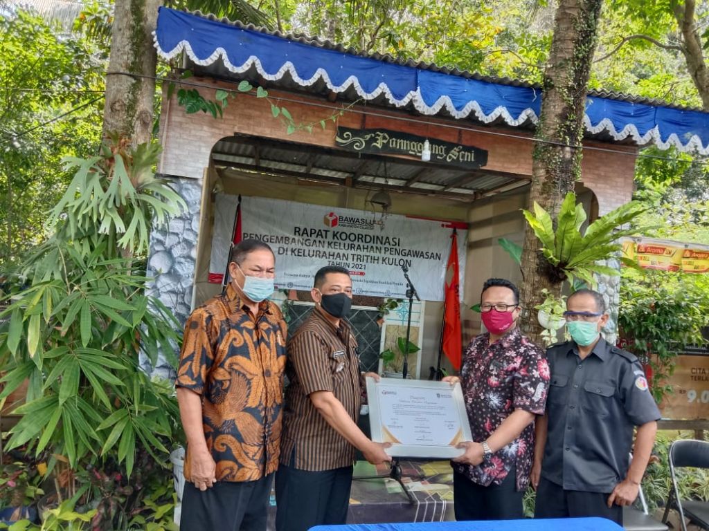 Demokrasi Kunci Pembangunan Negeri