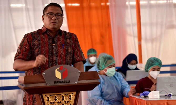 Vaksin Covid-19 di Bawaslu, Fritz dan Afif Yakin Upaya Ini Penting Maksimalkan Kerja
