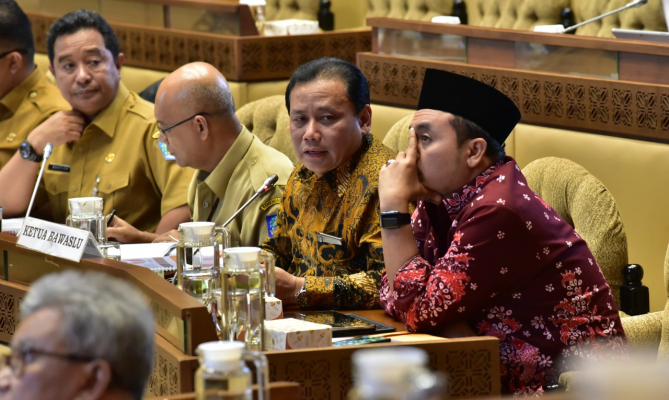 Kepada DPR, Bawaslu Sampaikan Tiga Isu Penyelesaian Sengketa dalam Perbawaslu