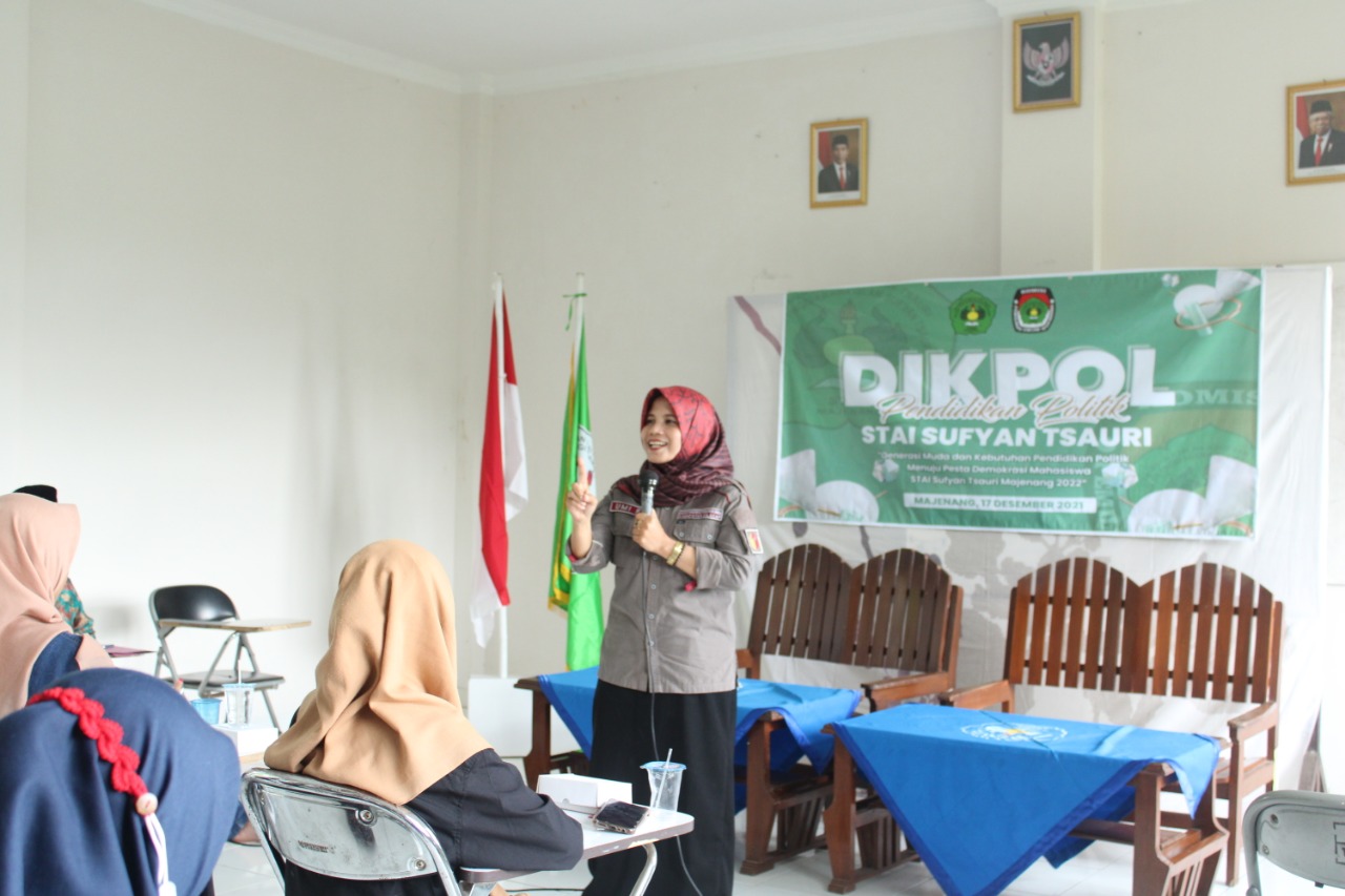 Berpolitik Cerdas Menuju Pemilwa Berkualitas