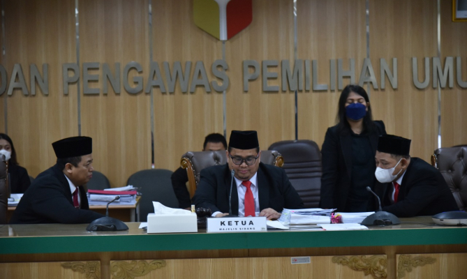 Sidang Pemeriksaan Partai Kedaulatan Hadirkan 3 Saksi Fakta, Partai Reformasi Tak Hadirkan Saksi