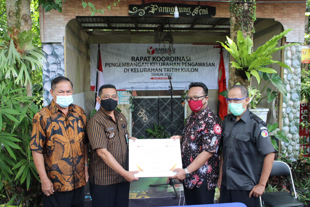 Pengembangan Kelurahan Pengawasan Tritih Kulon, Cilacap Utara.