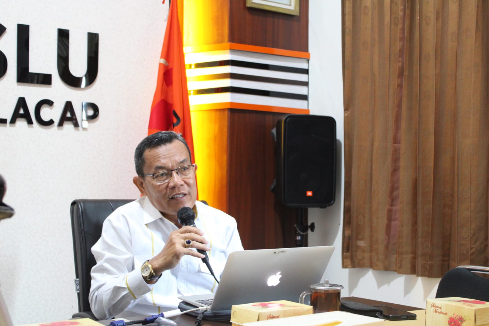 Sosialisasi Pembentukan Peraturan Perundang-undangan dan Penyusunan Legal Drafting