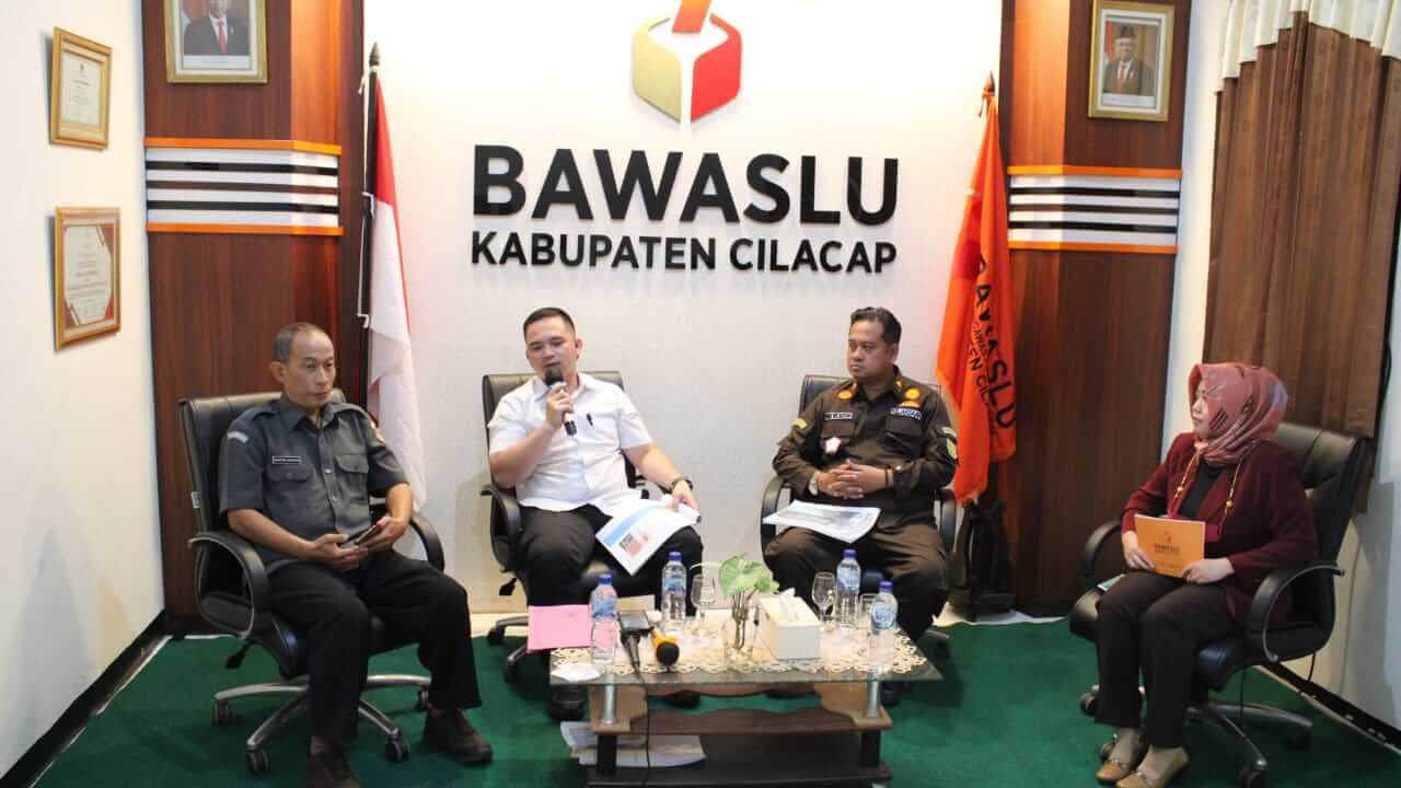 Webinar Kesiapan Sentra Gakkumdu  Dalam Proses Penanganan Tindak Pidana Pemilu