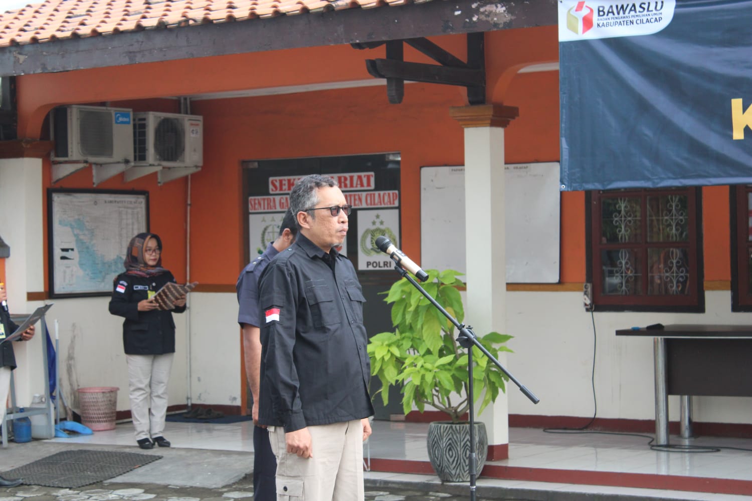 Pimpin Apel Patroli Pengawasan di Cilacap, Husein : Pastikan Masyarakat Dapat Hak Pilihnya.