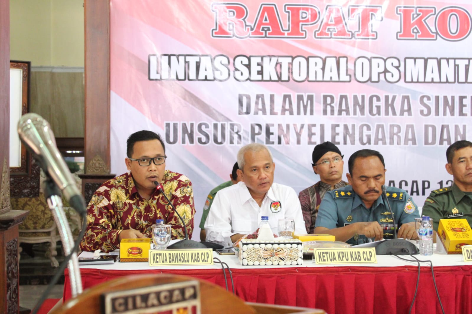 Bawaslu Kabupaten Cilacap Sampaikan Harapan Penting dalam Acara Rapat Koordinasi Lintas Sektoral Ops Mantap Brata Candi 2023 - 2024