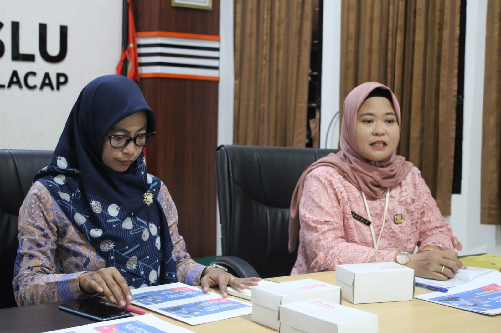 Rapat Pengelolaan PPID Bawaslu Kabupaten Cilacap dengan agenda Persiapan Penilaian Tahap III