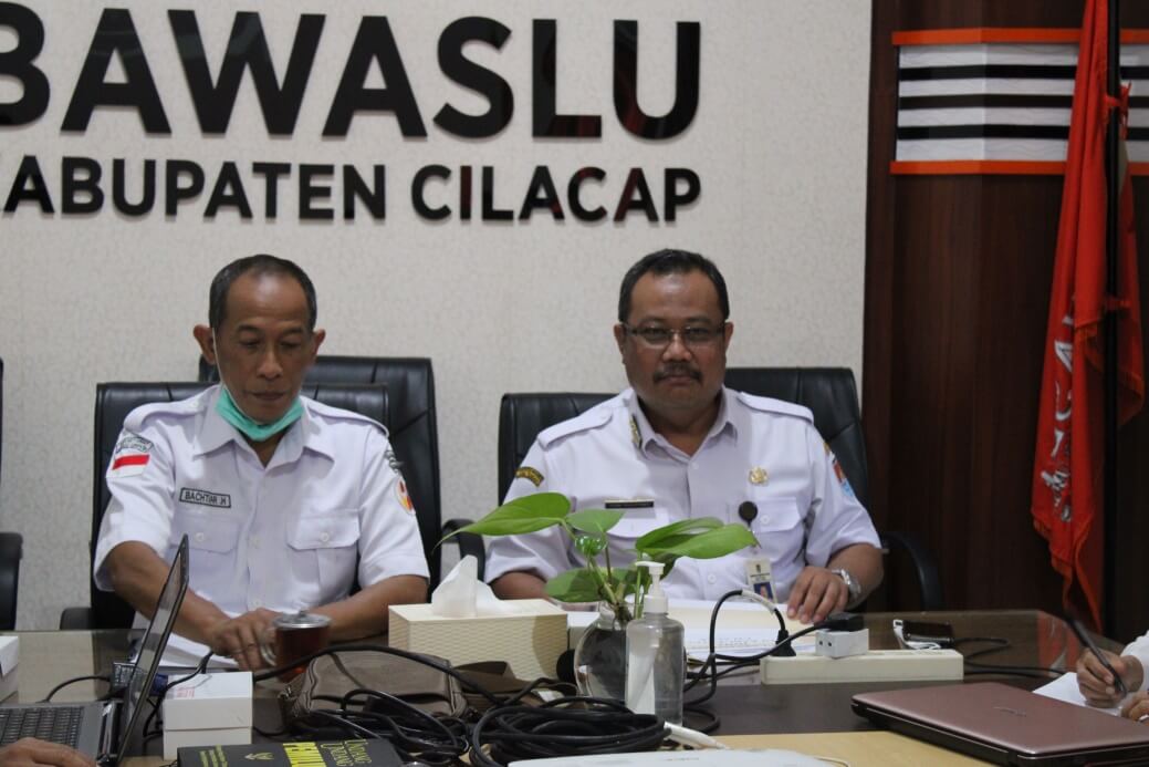 Dalam Rangka Meningkatkan Layanan Hukum, Bawaslu Kabupaten Cilacap Menggelar Rapat Pengelolaan Layanan Hukum dan Pengelolaan JDIH