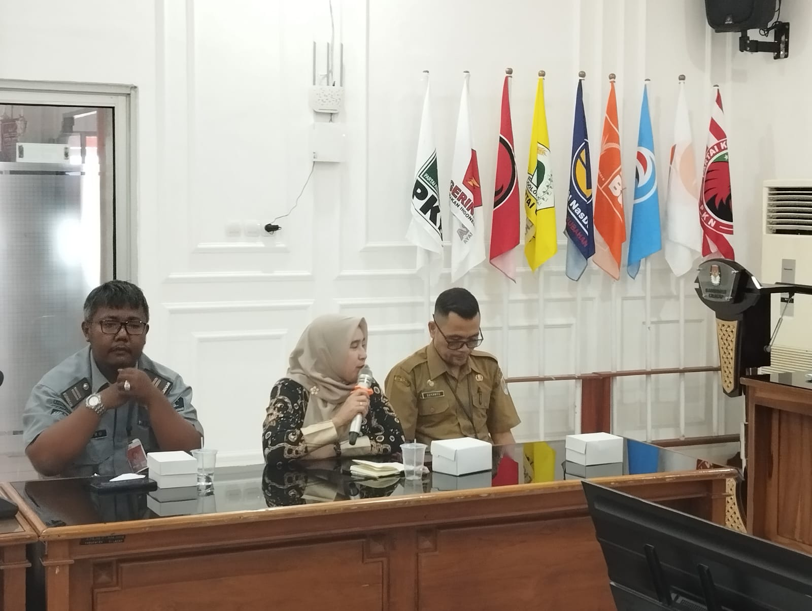 Bawaslu Kabupaten Cilacap hadiri Rapat Koordinasi Pembentukan TPS Di Lokasi Khusus dan Sosialisasi Penyusunan Daftar Pemilih di TPS Lokasi Khusus Pada Pilkada Serentak Tahun 2024