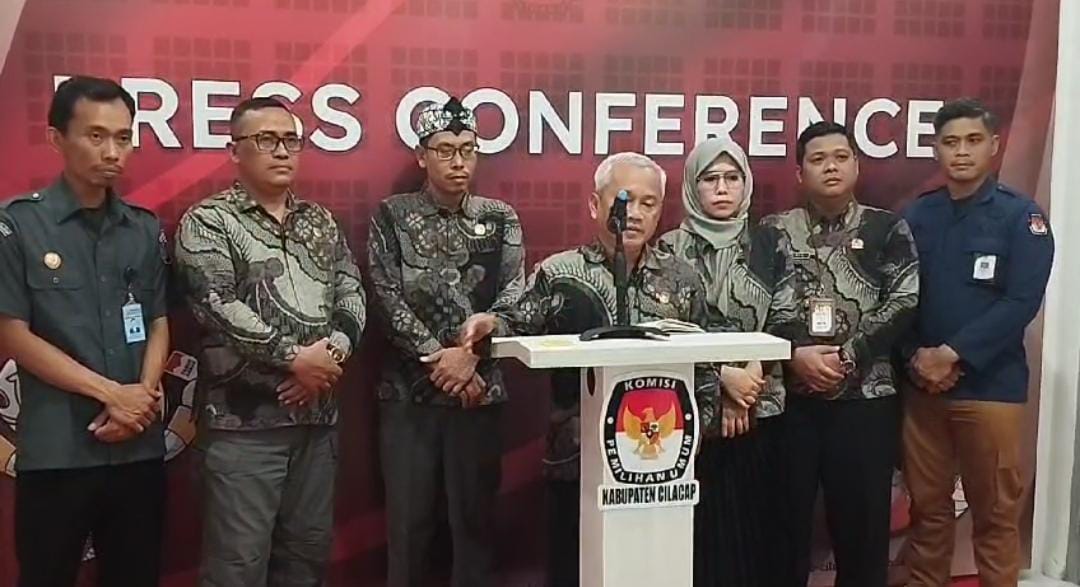 Pengawasan Pendaftaran Bakal Pasangan Calon Bupati dan Wakil Bupati 27 Agustus 2024