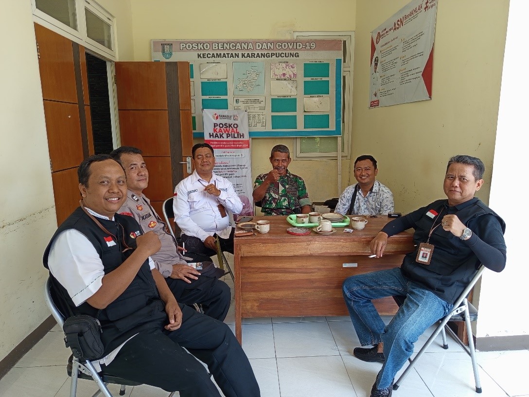 Ngopi Bareng di Karangpucung: Memperkuat Koordinasi Menjelang Pemilihan