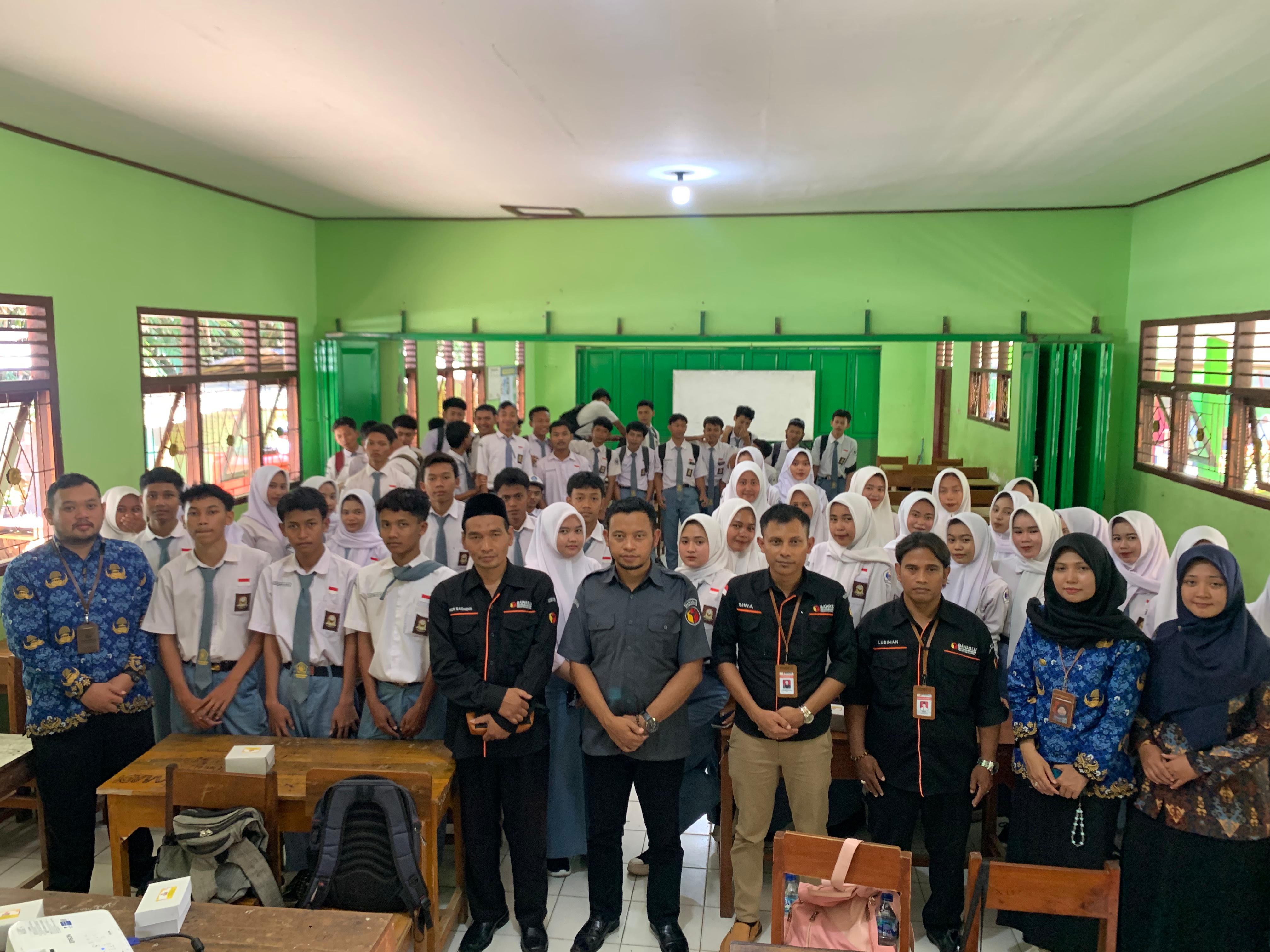 Bawaslu Goes to Campus di SMK Karya Mandiri Nusawungu