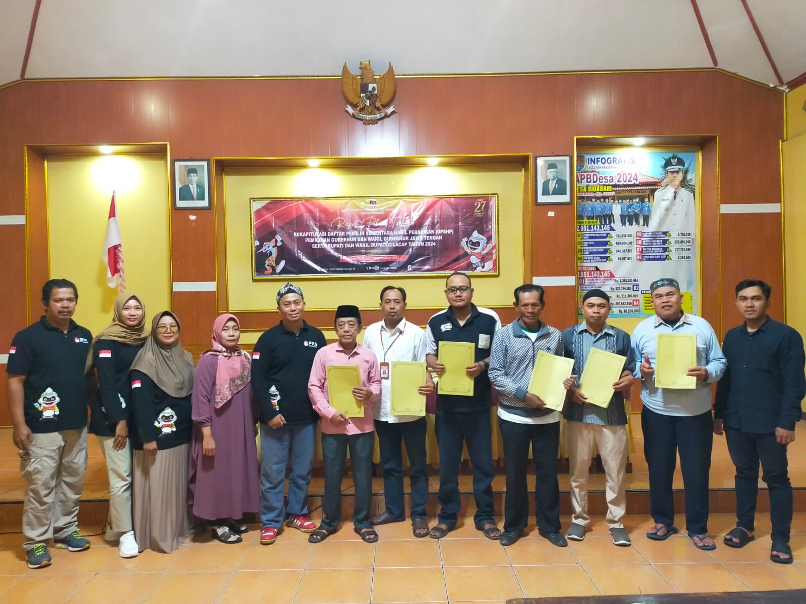 Panwaslu Kecamatan Sampang Melakukan Pengawasan pada Rapat Pleno Terbuka  Rekapitulasi Daftar Pemilih Sementara Hasil Perbaikan (DPSHP) Tingkat PPS
