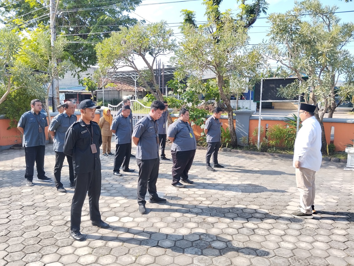 Kegiatan Apel 8 April 2025