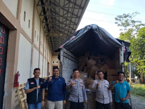 Pengawasan kedatangan Logisitik pada tanggal - 2 November 2024