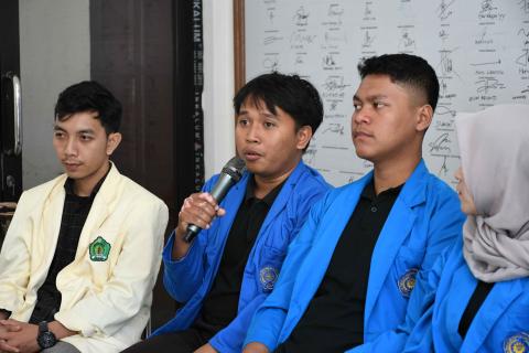 kelas demokrasi3