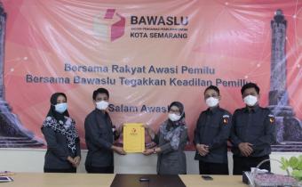 Bawaslu Jateng Serah Terimakan CPNS ke Bawaslu Kabupaten/Kota