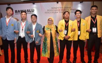 Dewi: Kompetisi Debat Beri Manfaat Bagi Bawaslu dan Demokrasi