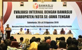 Rakor Evaluasi Internal, Abhan : evaluasi ini jangan hanya evaluasi internal secara kelembagaan tapi juga evaluasi kinerja pengawasan Pemilu 2019