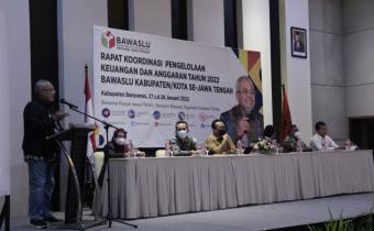 Ketua, Korsek, dan BPP Bawaslu Cilacap Ikuti Rakor Pengelolaan Anggaran 2022