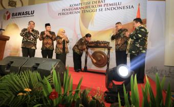 Mahasiswa dari 35 Perguruan Tinggi Ikuti Kompetisi Debat Penegakan Hukum Pemilu