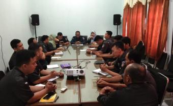 Rapat Internal Sebagai Bentuk Sifat Keterbukaan Antara Pimpinan Dan Staff