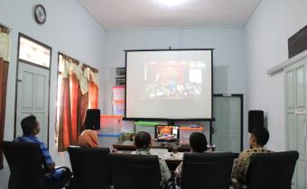 Menjaga Koordinasi dan Mengantisipasi Covid-19 melalui Video Conference