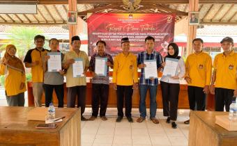 Panwascam Adipala Monitoring Rapat Pleno Rekapitulasi DPSHP Tingkat PPS