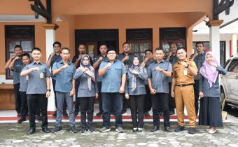 Bawaslu Kabupaten Cilacap Gelar Acara Lepas Sambut Koordinator Sekretariat dan Bendahara Pembantu Pengeluaran