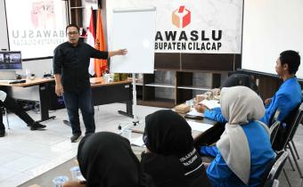 kelas demokrasi23
